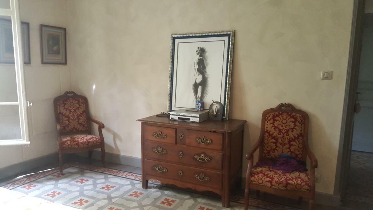 Manoir En Crau Hotel Arles Ngoại thất bức ảnh