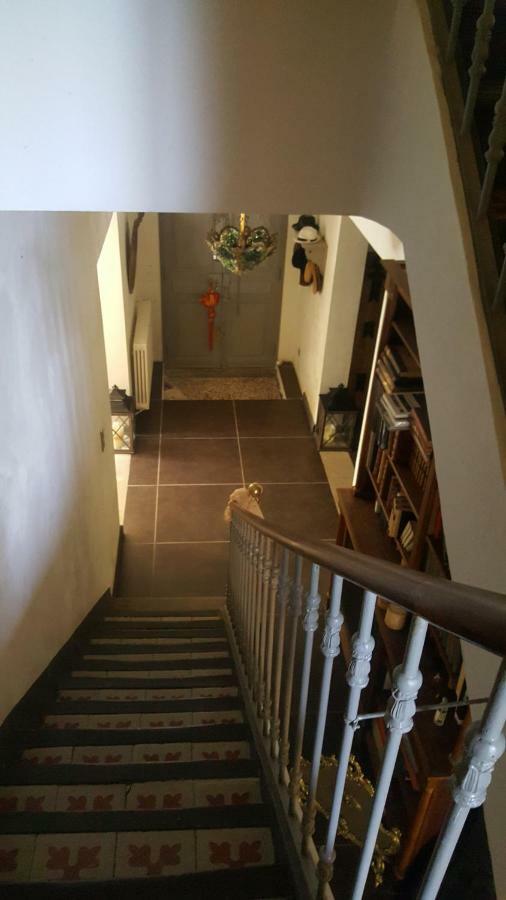 Manoir En Crau Hotel Arles Ngoại thất bức ảnh